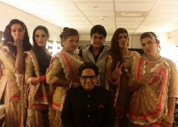 Brooke Bond Red Label 6-Pack Transgender Band