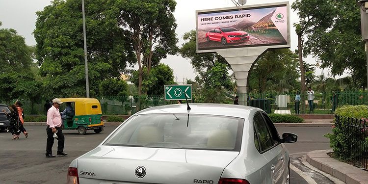ŠKODA India Moves Beyond Traditional Outdoor - Embraces Programmatic OOH