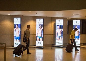 Times OOH promotes Van Heusen’s latest travel-friendly Athleisure range at Mumbai International Airport