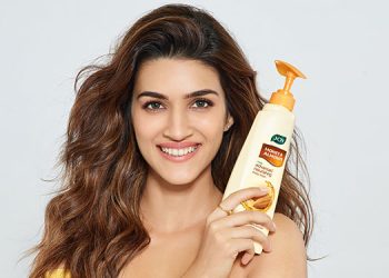 Joy personal care ropes in actress Kriti Sanon for Honey Almond lotion