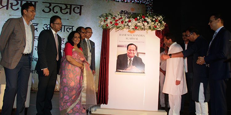 Dainik Bhaskar Group sets up 'Dainik Bhaskar Merit-Cum-Means Scholarship' at IIM-Ahmedabad