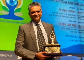 Fever 104 FM feted with Antarashtriya Yoga Diwas Media Samman by GOI for raising Yoga awareness
