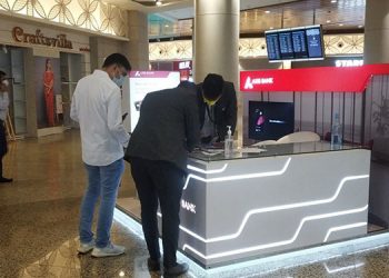 Axis Bank chooses T2 Mumbai Airport to target affluent travellers
