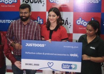 Drools hosts a food donation drive for community animals in collaboration with Ananya Pandey and JUSTDOGS
