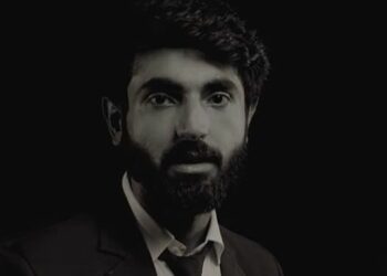 Beardo bats for #BeardsAtWork with campus placements plot