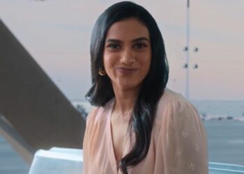 Flyboo gets shuttler PV Sindhu to say, 'Prices so low. Where else, bro?'