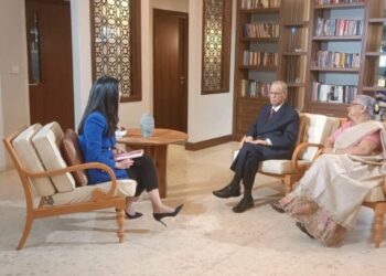 'Beyond Boardrooms: NR Narayana Murthy and Sudha Murty Share Their Untold Story’