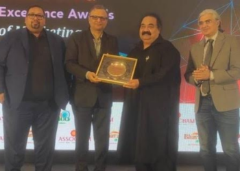 Assocham bestows Lifetime Achievement Award for Dr Sandeep Goyal