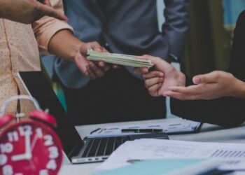 Tips to Grow Your Business with Business Loans Available on Bajaj Markets