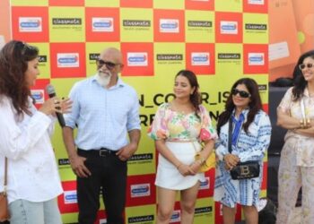 Classmate’s #Browncoverisnomoreboring campaign promotes AR technology in brown cover notebooks